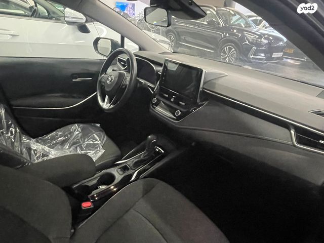 מודעת רכב טויוטה קורולה 1