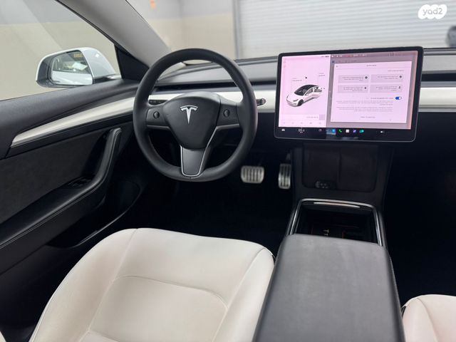 טסלה מודל 3