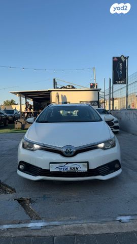 מודעת רכב טויוטה אוריס