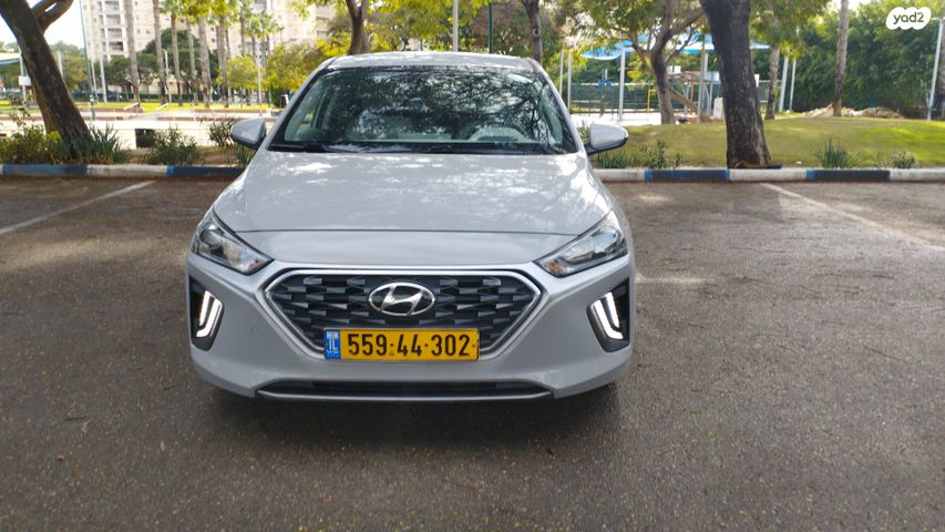 מודעת רכב יונדאי איוניק