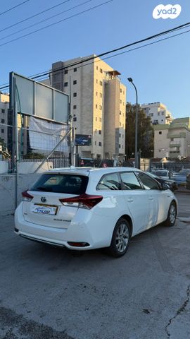 טויוטה אוריס