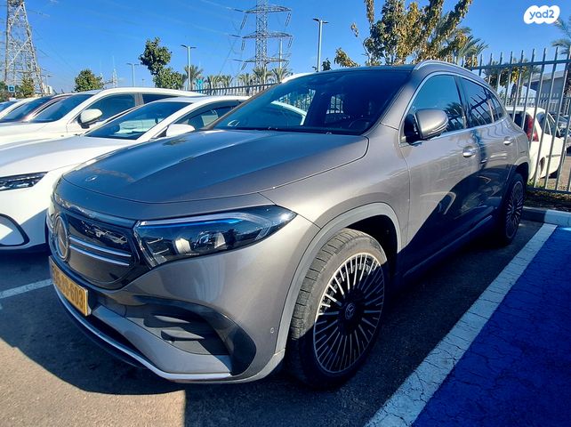 מודעת רכב מרצדס-בנץ EQA