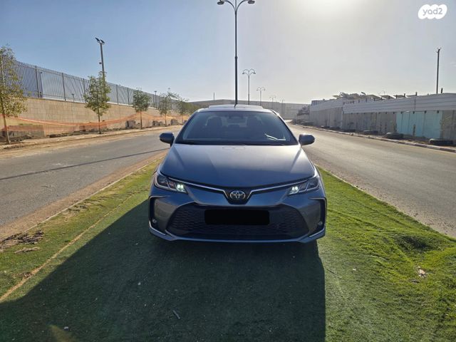 טויוטה קורולה