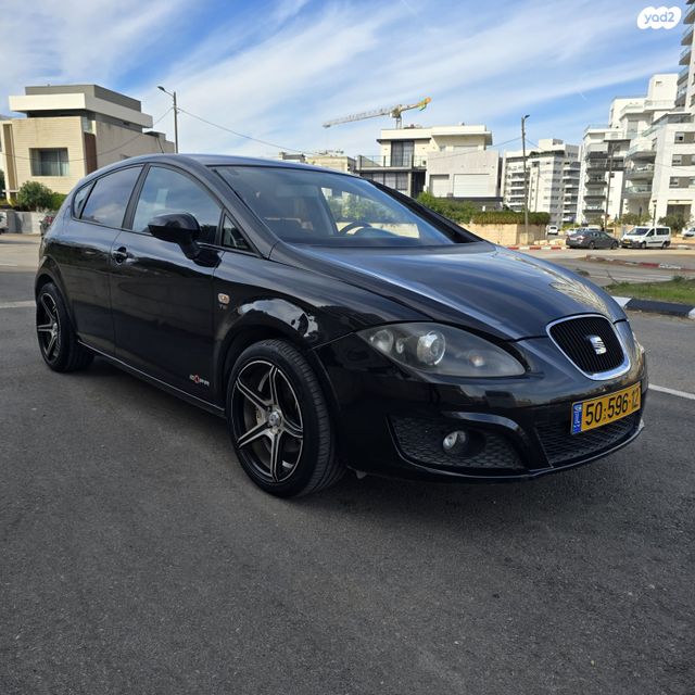 מודעת רכב סיאט לאון