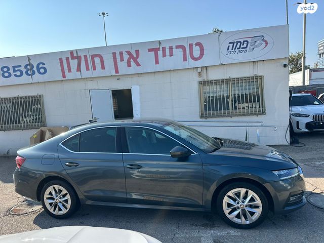 סקודה אוקטביה