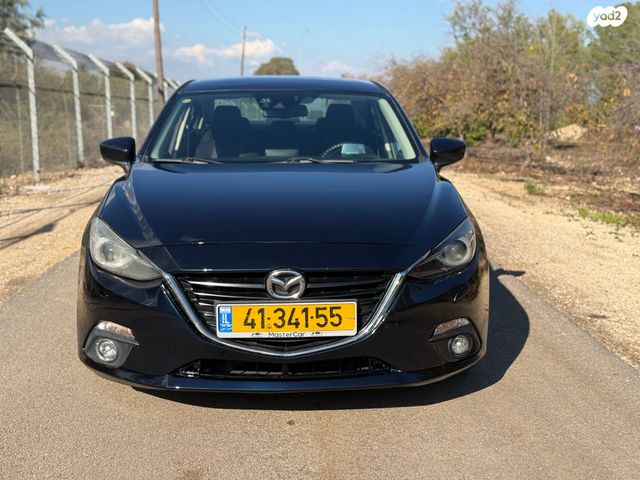 מודעת רכב מאזדה 3