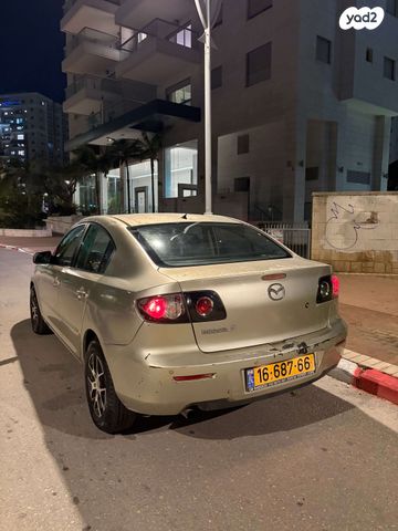 מודעת רכב מאזדה 3
