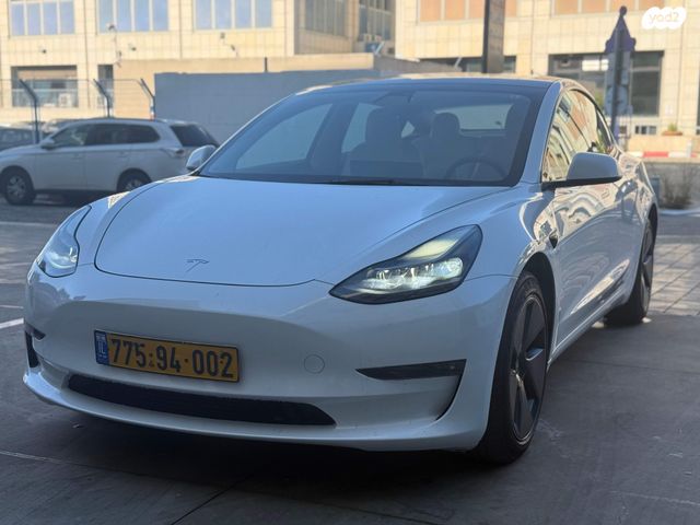 מודעת רכב טסלה מודל 3