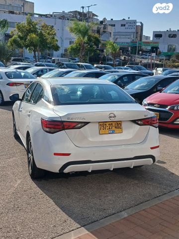 ניסאן סנטרה