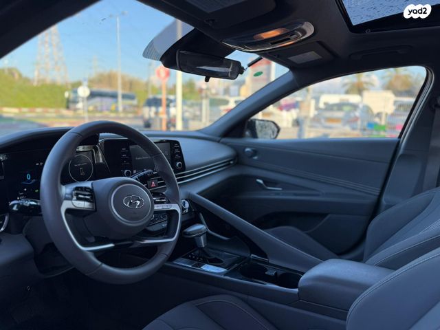 יונדאי אלנטרה