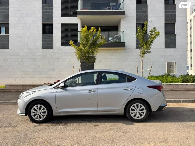 יונדאי אקסנט i25