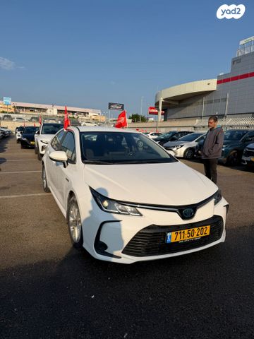 מודעת רכב טויוטה קורולה