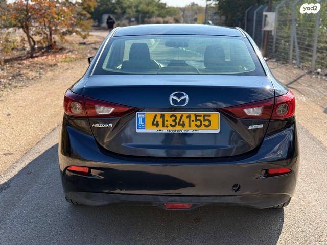 מאזדה 3