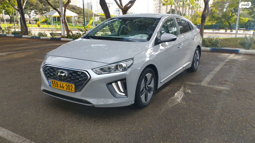 יונדאי איוניק