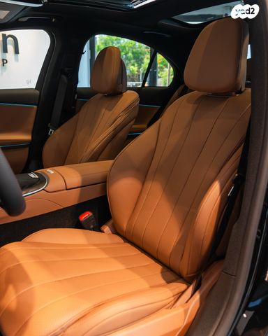 מרצדס-בנץ E-class