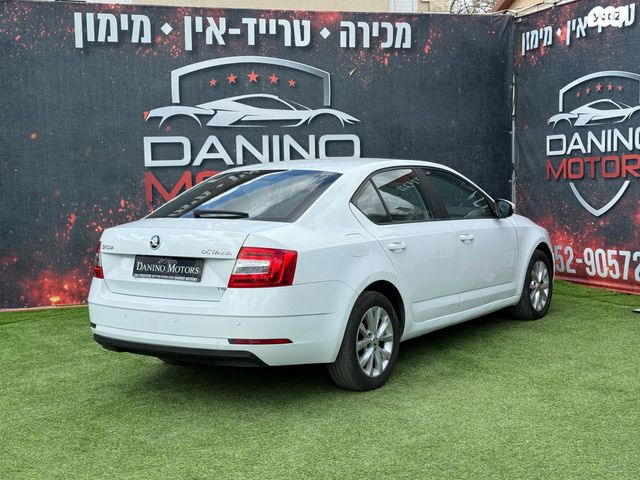 סקודה אוקטביה 