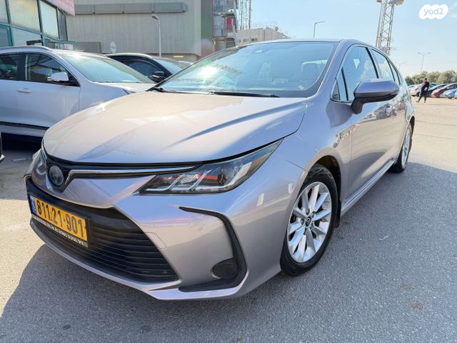 מודעת רכב טויוטה קורולה