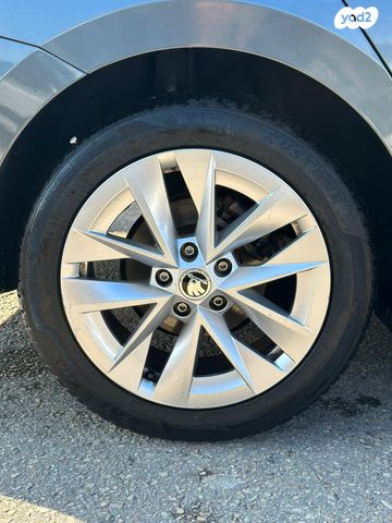 סקודה אוקטביה