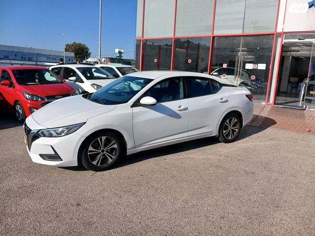 ניסאן סנטרה