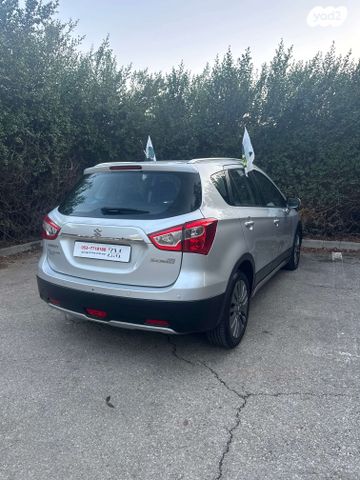 סוזוקי קרוסאובר