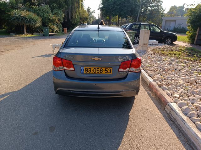 שברולט קרוז