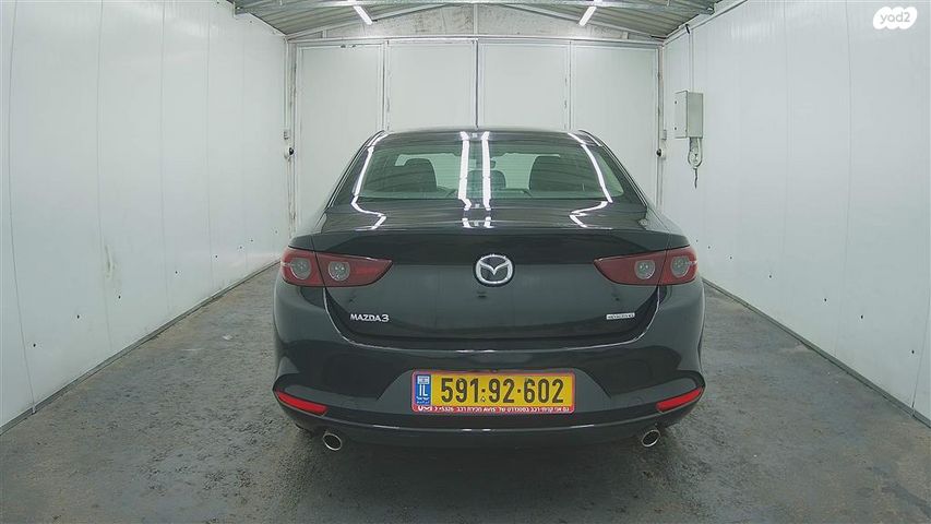 מאזדה 3