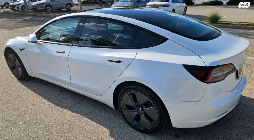 מודעת רכב טסלה מודל 3 2