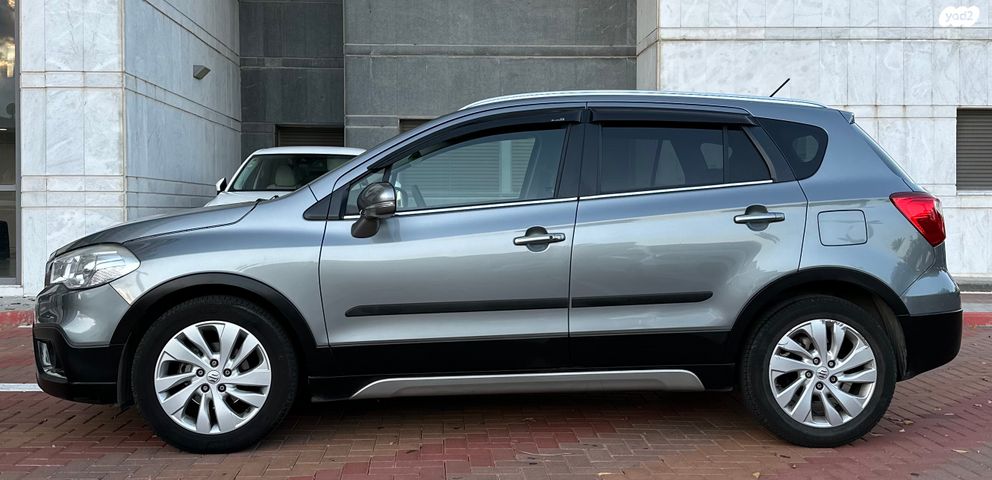 סוזוקי קרוסאובר