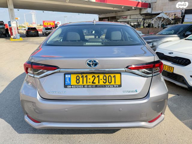 טויוטה קורולה