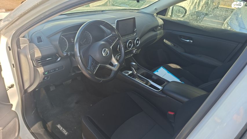 ניסאן סנטרה