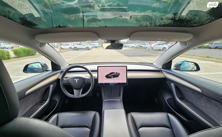 טסלה מודל 3