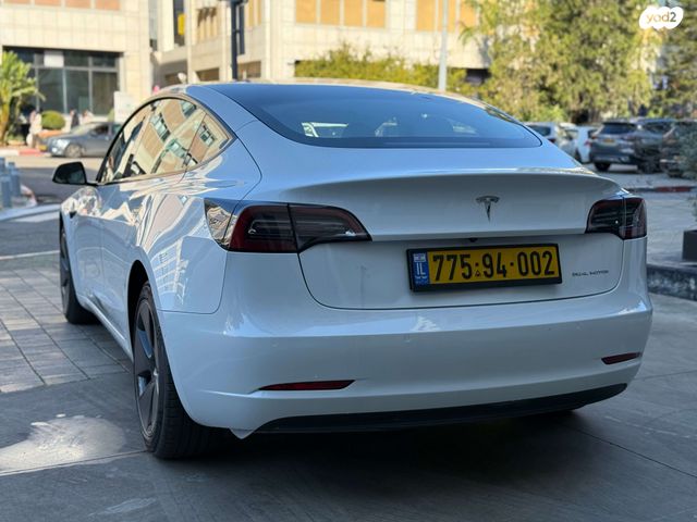 טסלה מודל 3