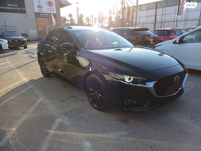 מאזדה 3