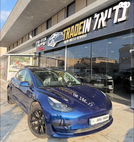 מודעת רכב טסלה מודל 3