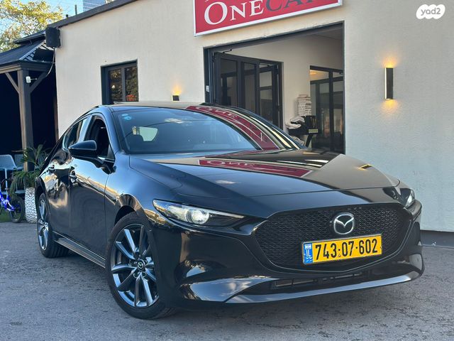 מודעת רכב מאזדה 3