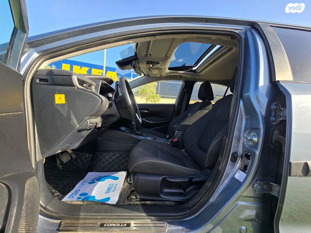 טויוטה קורולה