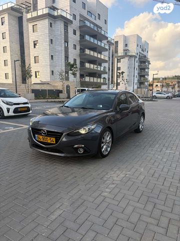 מודעת רכב מאזדה 3