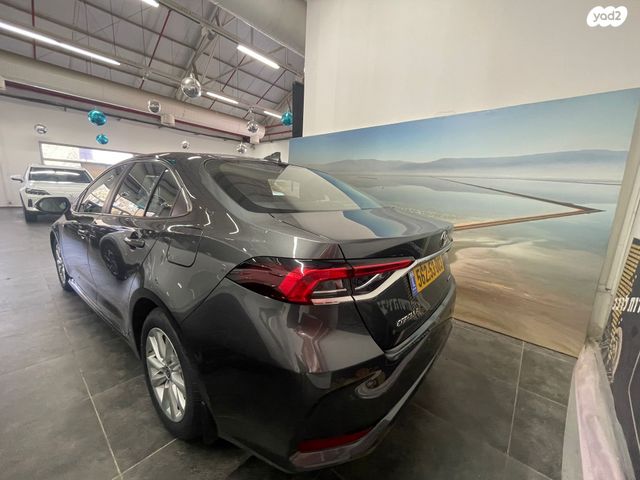 מודעת רכב טויוטה קורולה 2