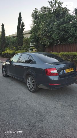 סקודה אוקטביה 