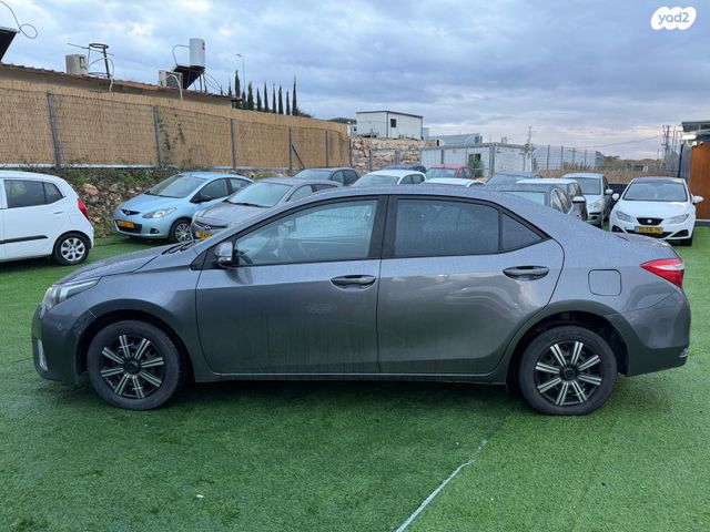 מודעת רכב טויוטה קורולה