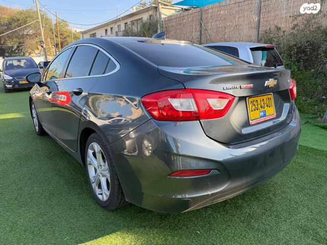 שברולט קרוז