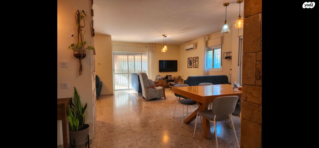 דו משפחתי, גלעד 39, גבעת אלונים, כפר יונה