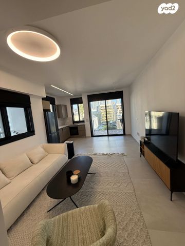 דירה, רמז 14, הצפון החדש - כיכר המדינה, תל אביב יפו