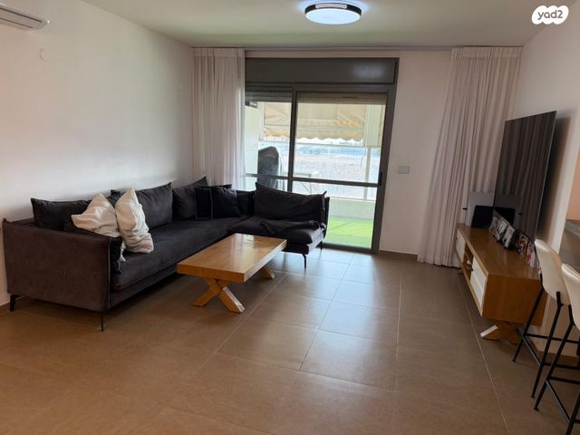 דירה, יהודה 71, נשר, ערד