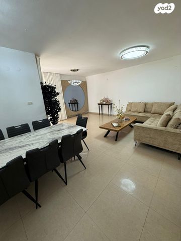 בית פרטי/ קוטג', הרב טולדנו 9, משכנות זבולון, נתניה