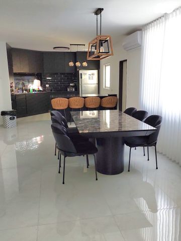 בית פרטי/ קוטג', האוניה 46, נווה ים, ראשון לציון