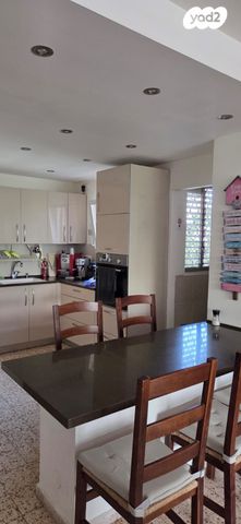 דירה, אריה מוצקין 25, נאות שקד, נתניה