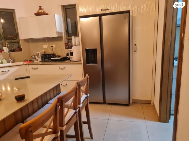 לילינבלום 63