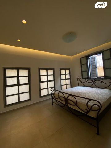 גג/ פנטהאוז, הבהאים 1, העיר העתיקה, עכו