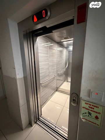 דירה, אל בישארה 10, שאר העיר, נצרת